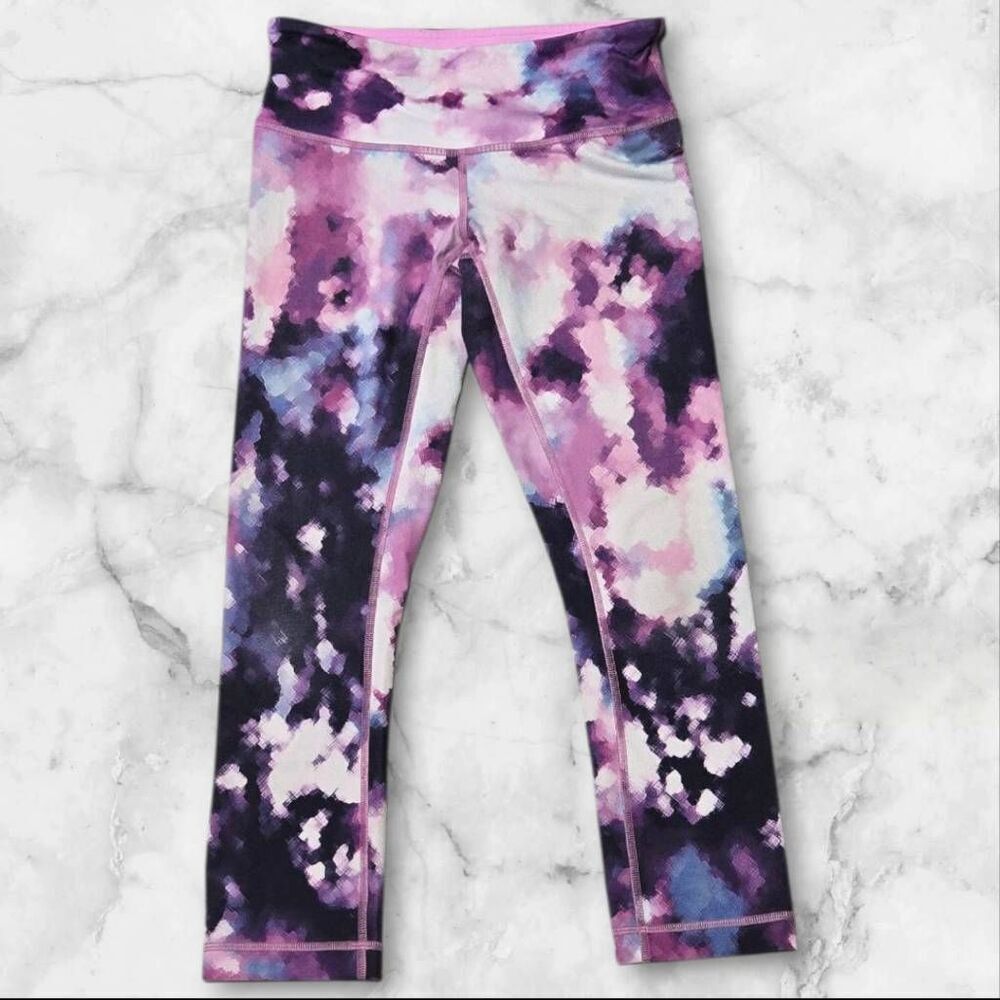 Lululemon Size 4 Wunder Under - image 1